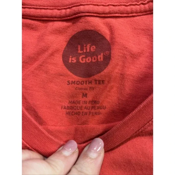 Life Is Good Men's Keep It Reel Medium Smooth Tee Short Sleeve Red - Picture 2 of 3